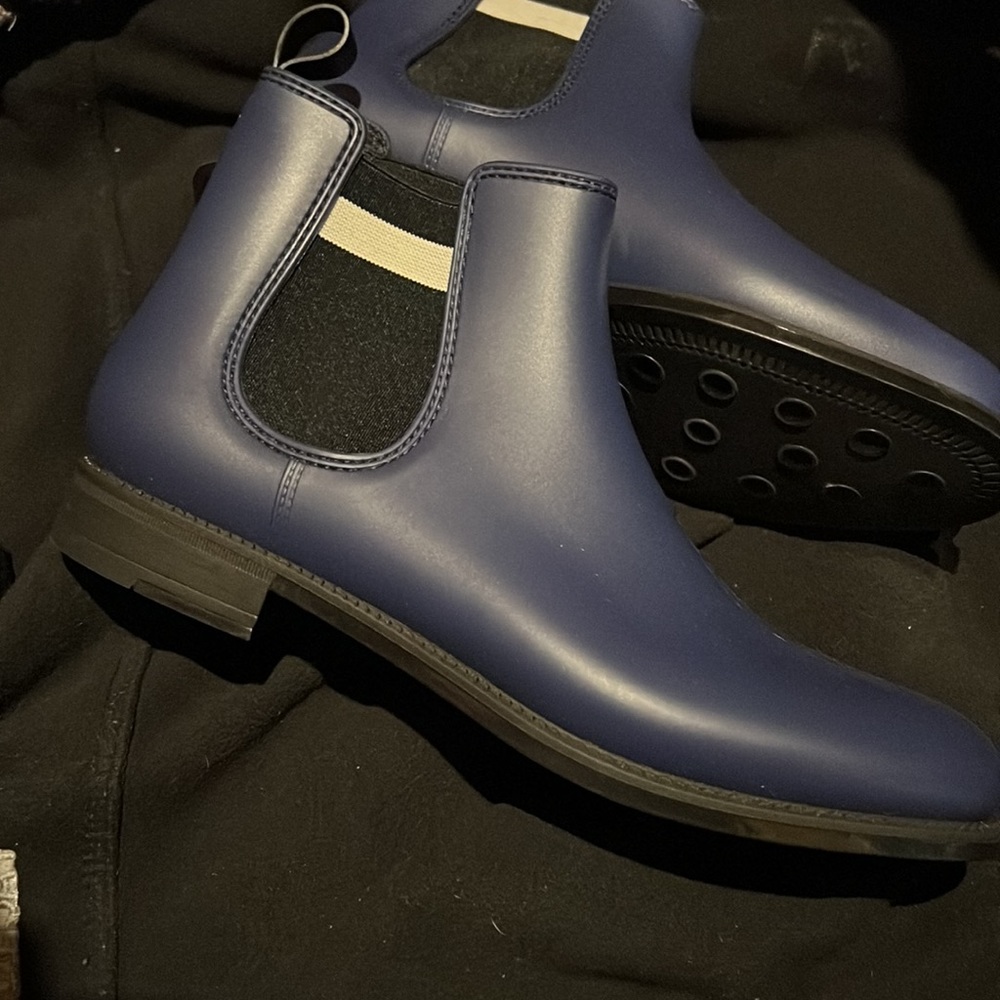 Bally Boots size 39 Brand New Never Worn